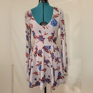 Kimchi Blue Grey Floral Dress w/ Bell Sleeves, Full Skirt US M